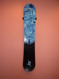 Oak Vertical Snowboard Wall Mount (Made in the USA)
